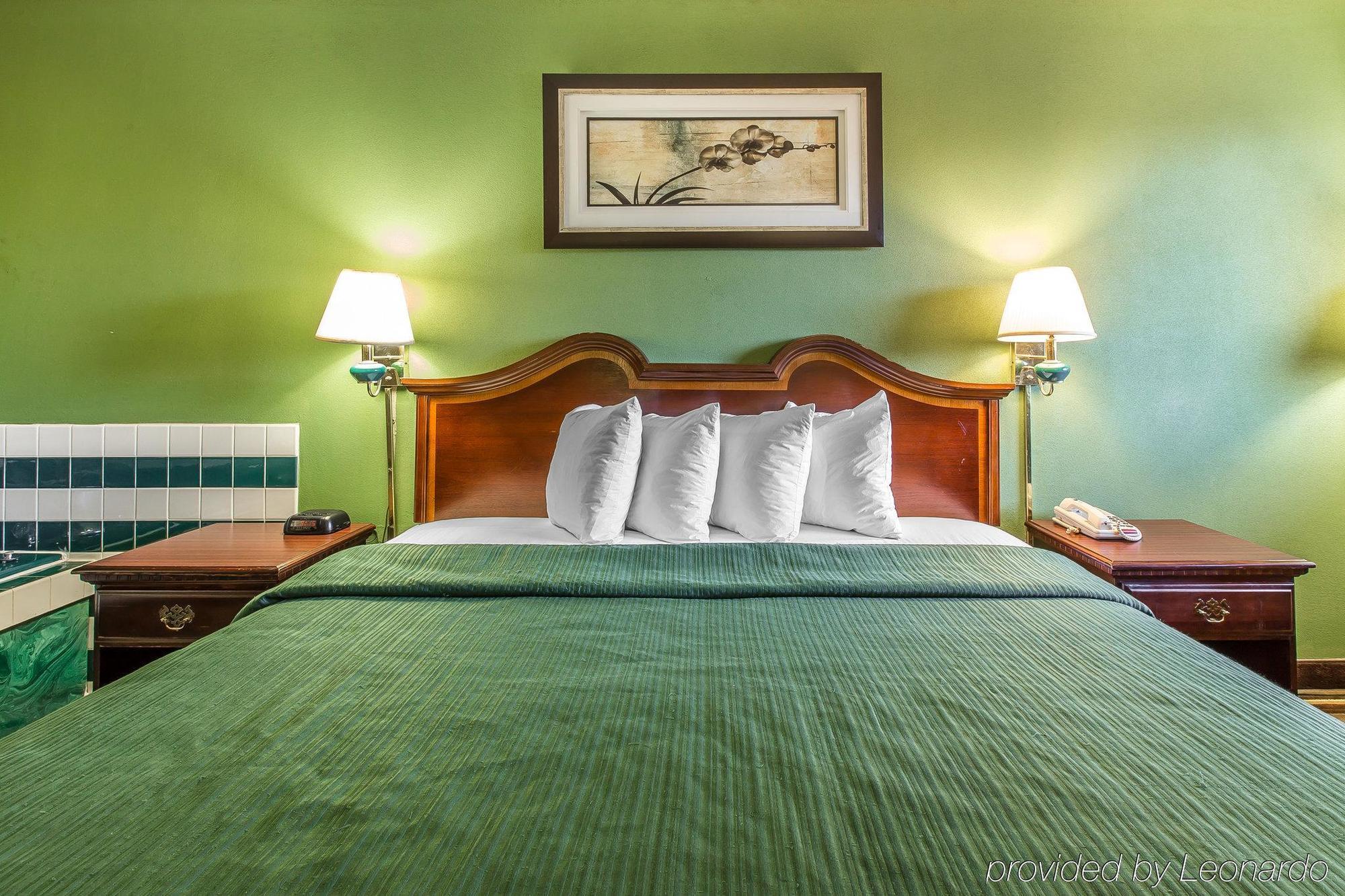 Quality Inn And Suites Macon Exterior foto