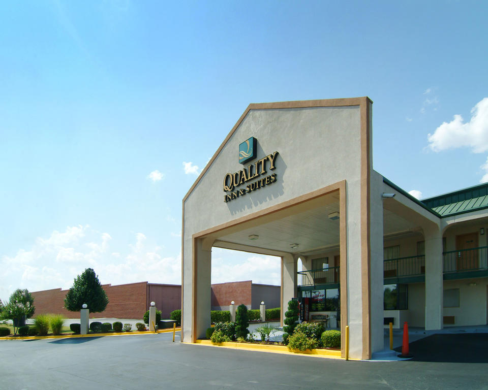Quality Inn And Suites Macon Exterior foto